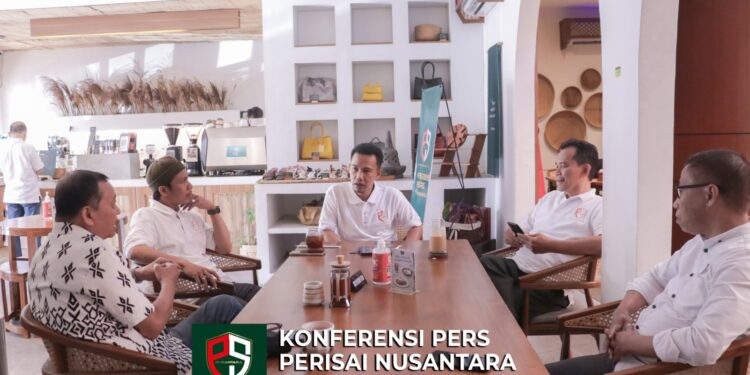 Deklarasi Perisai Nusantara: Kita membutuhkan “Strong Leader”.