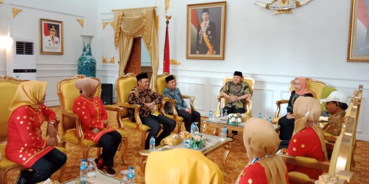 Gubernur Rohidin Apresiasi Atlet Bioenergy Power Bengkulu Raih 7 Medali Pada FORNAS VII Tahun 2023