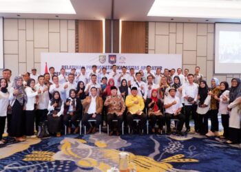 Tingkatkan Kapasitas Perangkat Desa, Gubernur Bengkulu Berikan Beasiswa S1