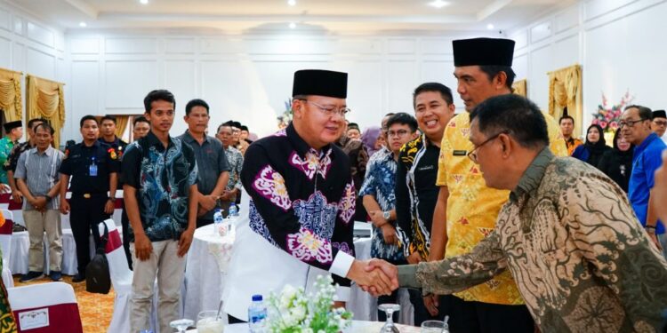 Gubernur Rohidin Dorong Pengusaha Tambak Udang Bengkulu Kembangkan Potensi Usaha