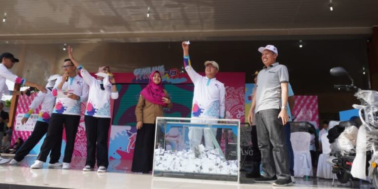 HUT ke-55 Provinsi Bengkulu dan HUT RBTV, Jalan Santai Dapat Hadiah