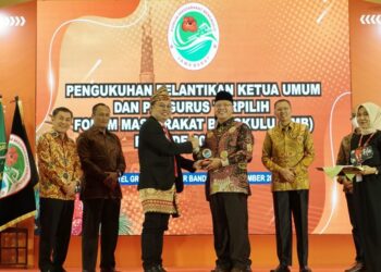 Gubernur Rohidin Kukuhkan Forum Masyarakat Bengkulu di Tanah Sunda