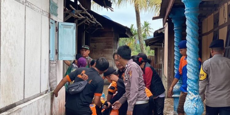 Gerak Cepat, Gubernur Rohidin Pastikan Banjir Lebong Ditangani dengan Baik