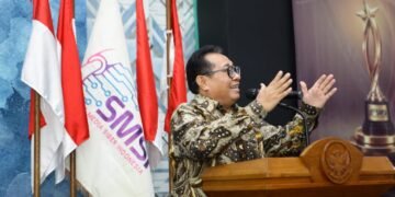 4. Dari Menteri hingga Kepala Desa, 16 Tokoh Terima Anugerah SMSI 2026 di Dewan Pers